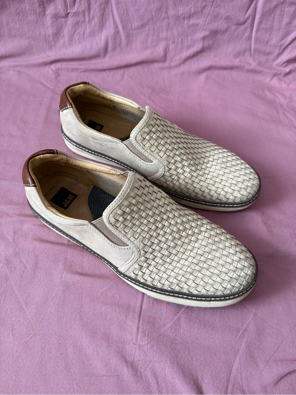 Johnston & Murphy McGuffey Men’s Woven Sheepskin Slip-On Shoes in Taupe Size 10